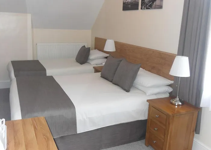 Powys Lodge