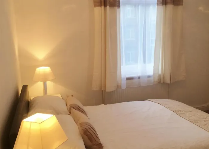 Admiral Guest House